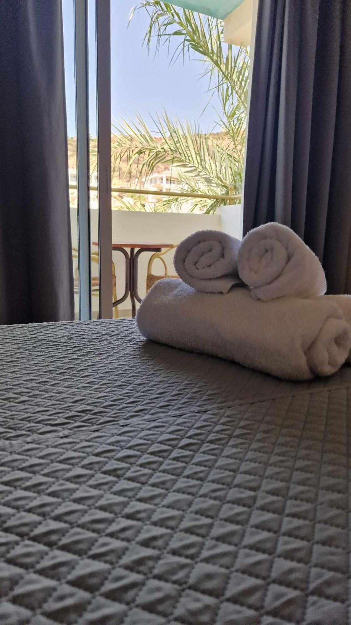M. Moniatis Hotel 레메소스 외부 사진
